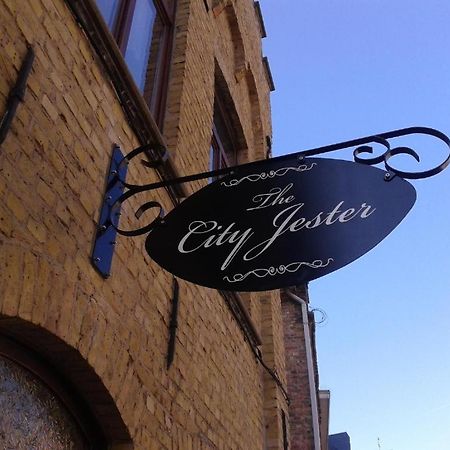 The City Jester Ieper Exteriér fotografie